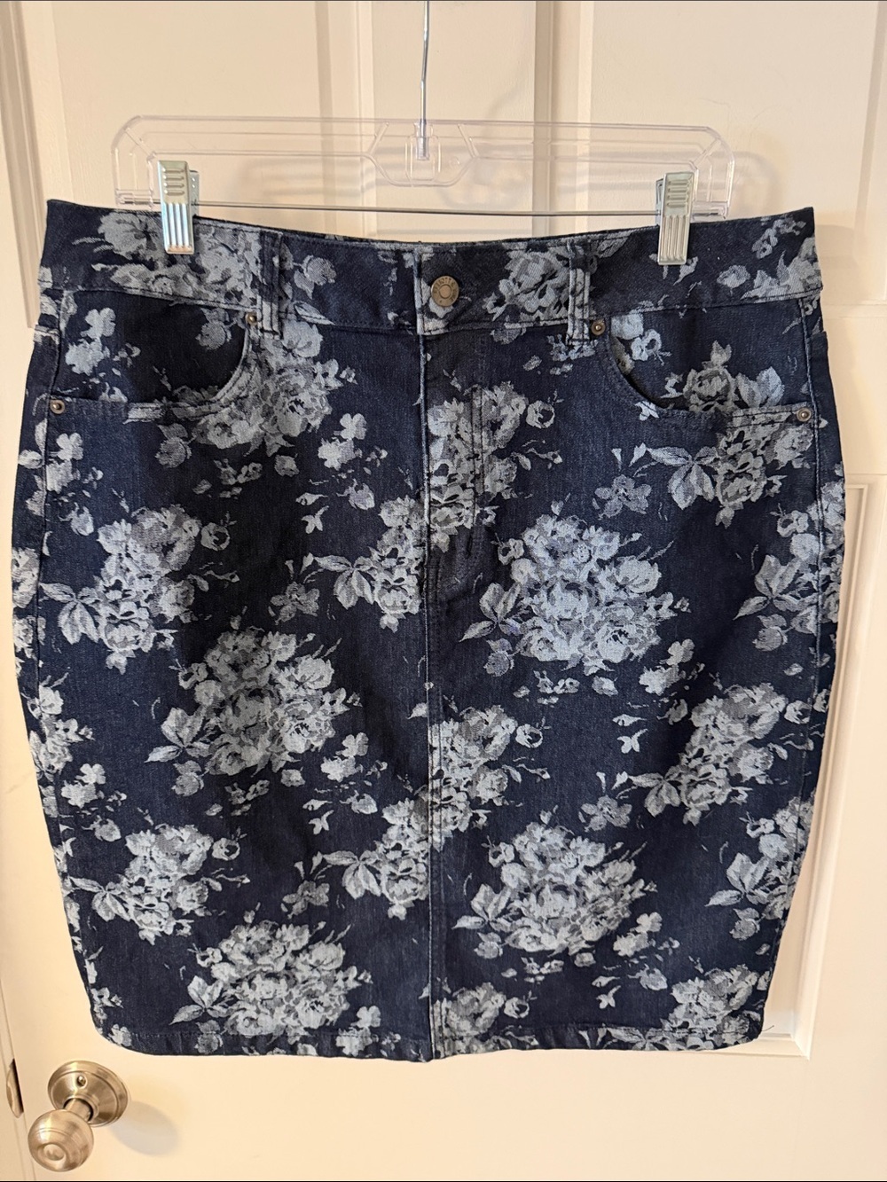 Elliot & Vine Navy Blue Floral Denim Skirt Cottagecore Size 1X
